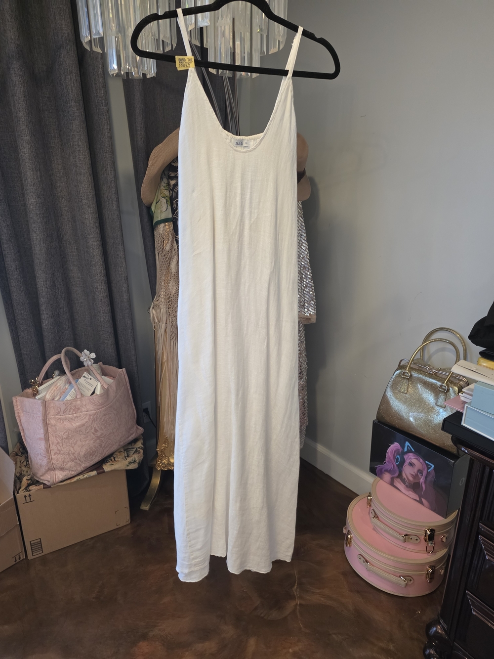 Sleeveless White Linen Maxi Dress - Fully Lined, Worn Once. Like Nee
